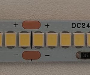 Светодиодная лента 1 m белая теплая 24V 26W/m